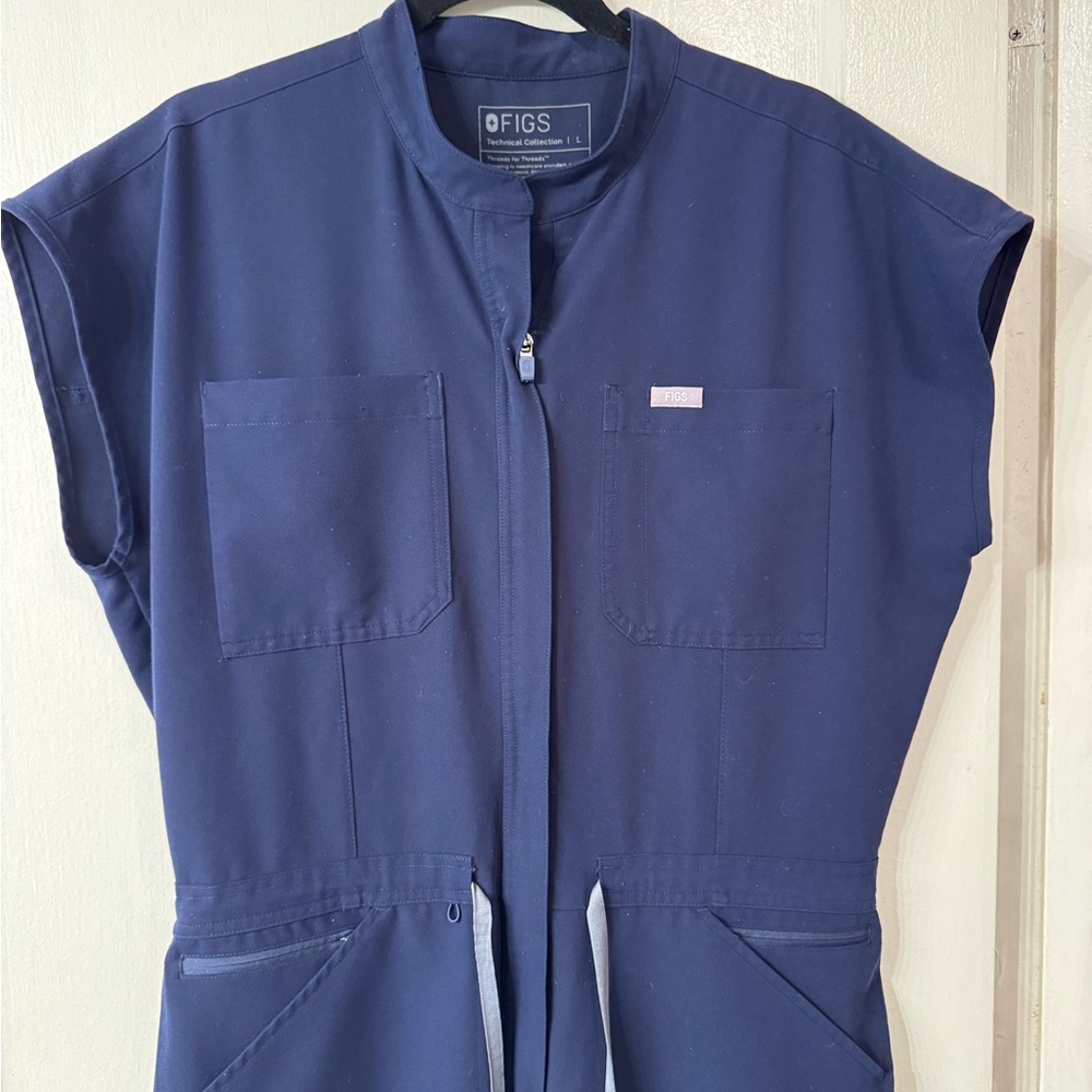 Figs Scrubs Rafaela Jumpsuit Navy - Picture 3 of 9